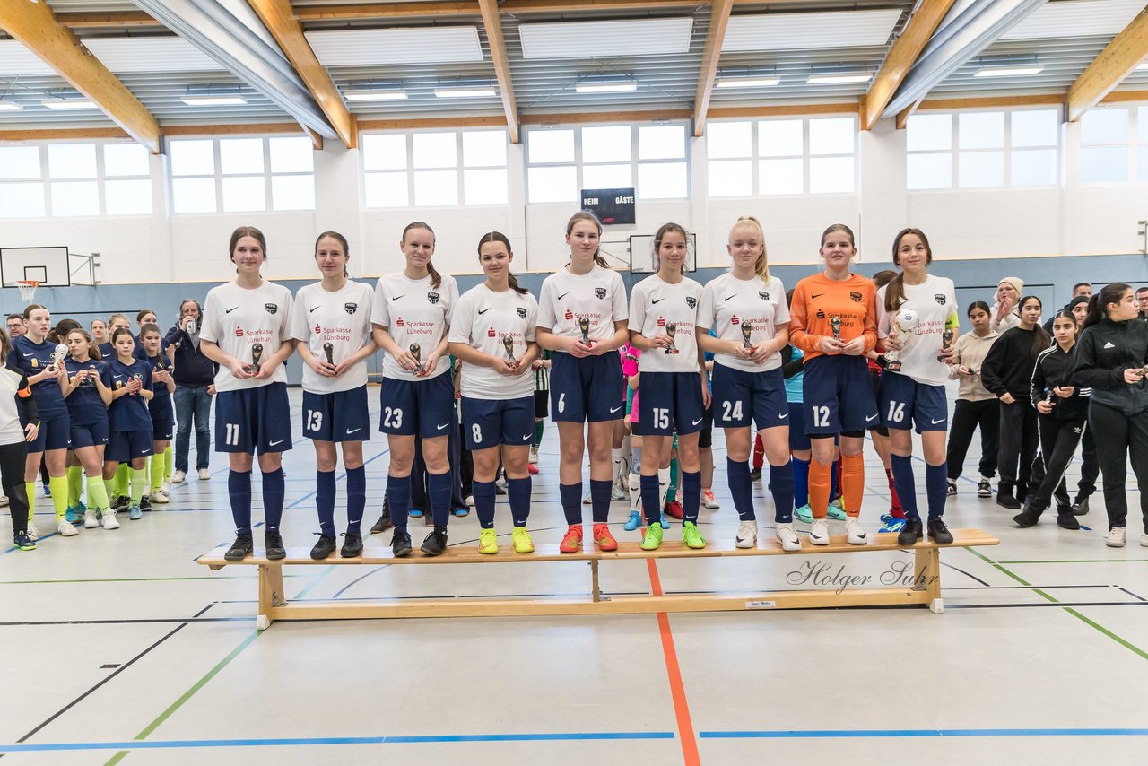 Bild 52 - C-Juniorinnen 3 Loewinnen Cup